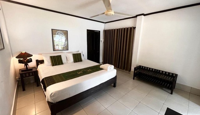 Lao Lake House in Vientiane