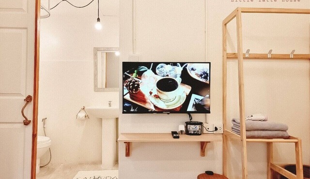 Little Latte House in Chalong