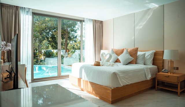 Luxtalay Khanom Hotel