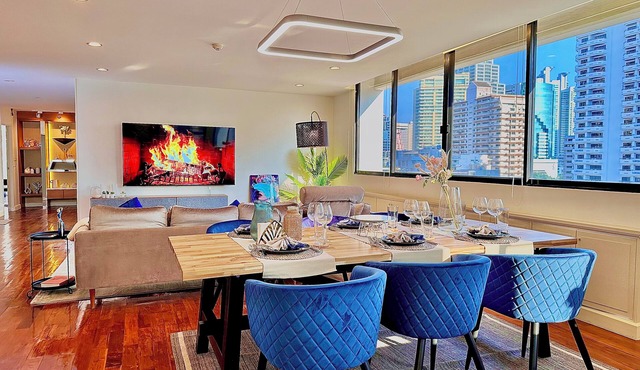 Luxurious 3 Bedrooms - 70sqm2 Terrace in the heart of the city