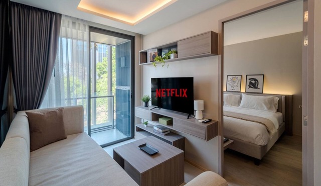 Luxurious 2BR Rooftop Pool & Gym Thong lor BTS in Krung Thep Maha Nakhon