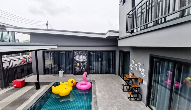 Luxurious 4-Bedroom Holiday House with Private Pool in Hua Hin