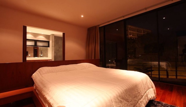Luxury Designer 3 Bedroom Private Pool Villa In Golf Course