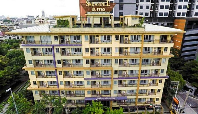 Luxury Royale 1BR | Exclusive Suite at Bella B in Bangkok