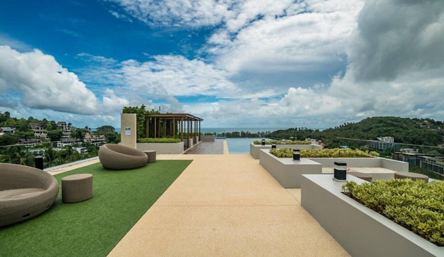 Luxury sea view apartment at Mida Grande