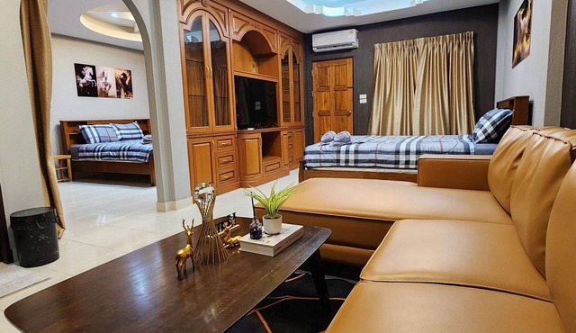 Marin House Pattaya