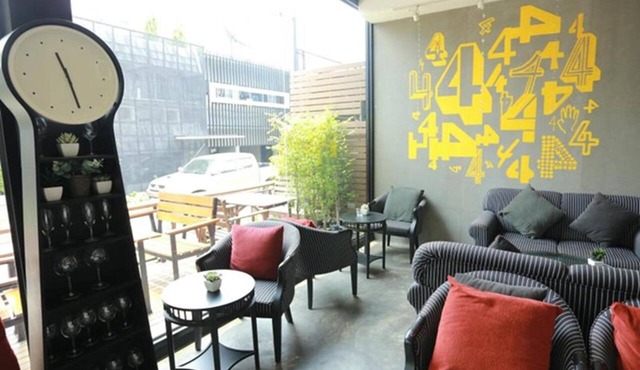 MDR Hotel in Lop Buri