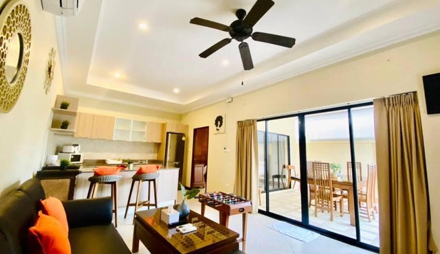 MJ22 Majestic Residence poolvillas 2 Bedrooms & cozy beach in Pattaya South