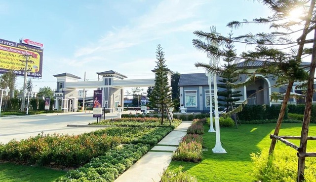Modern House 3BR at The Golden Town-Ruamchock Plaza Chiang Mai in Chiang Mai