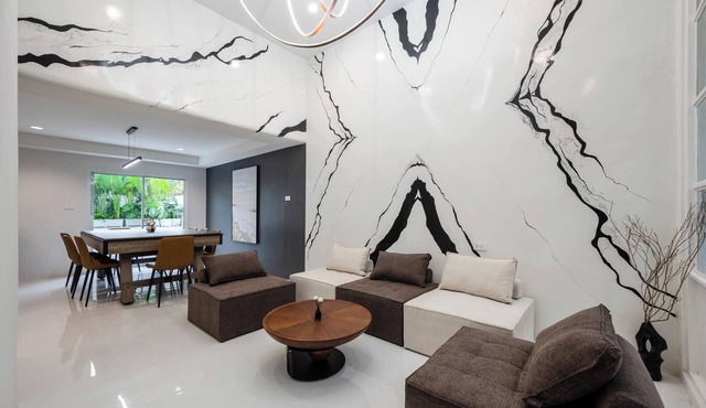 Modern Luxury Private Pool Villa in Heart of Bangkok-90/341