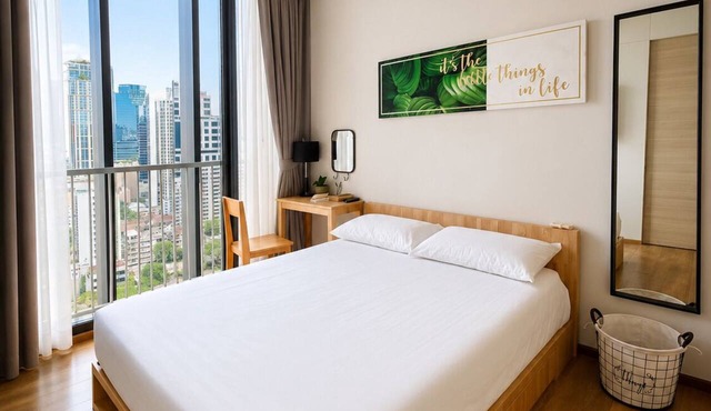 Modern Studio/Fast WiFi + Pool + Shuttle/Monthly Stay