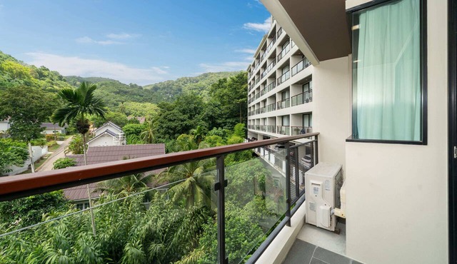 Modern Studio Rooftop Pools UTKR 205 in Tambon Karon