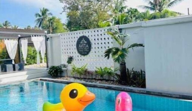 Modern Thai House Pool Villa