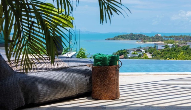 NEW! CARPE DIEM - Perfect Sunset and Beachside Panorama, 200m walk to the Beach