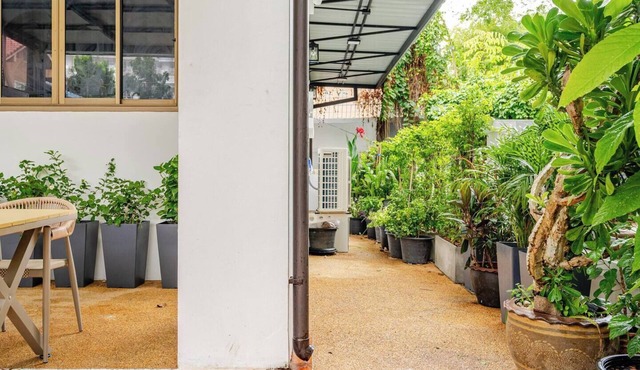 New reno, 2 bed townhouse, best location, Patong