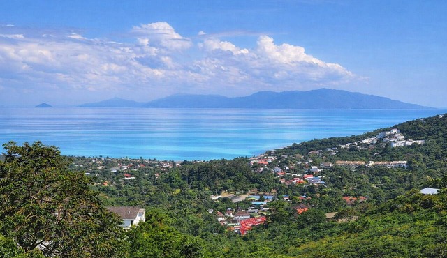 New single storey villa with sea view, all comforts, close to research area. in Bophut