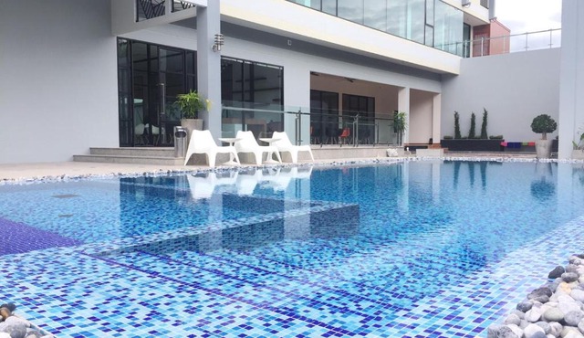 Orchid Riverview Hotel