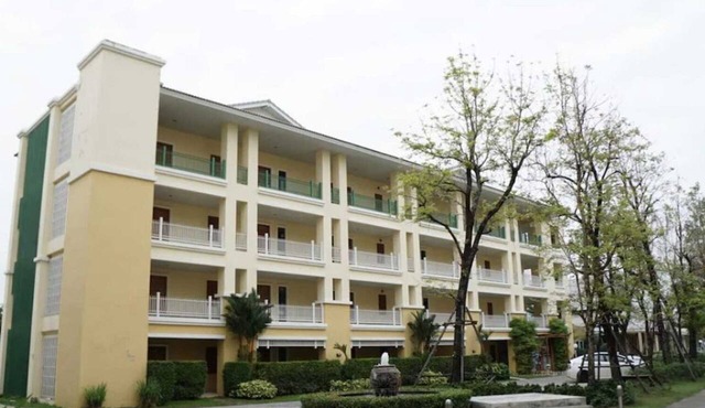 Palette The One Residence Hotel