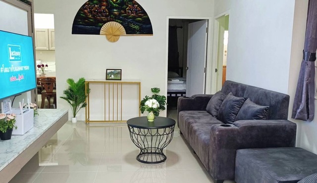 Perfect Home 15 mins from airport. in Saraphi