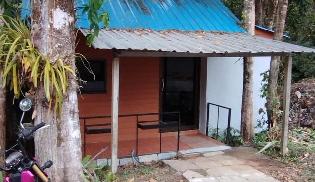 Phen's House RiverSide Restaurant in Ko Chang