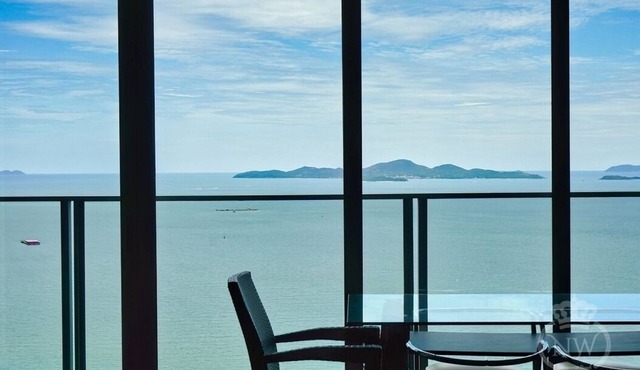 Prime 2 Bed Apartment NORTHPOINT WONGAMAT BEACH in Muang Pattaya
