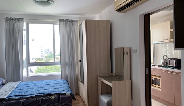 Quiet & Secluded Urban Sanctuary for 2