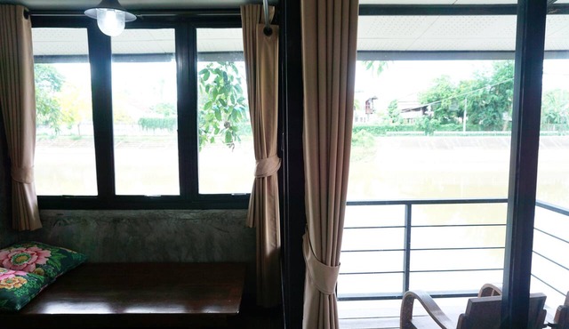 R-Lampang Guest House in Lampang