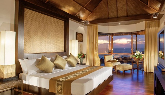 Rawi Warin Resort & Spa - Beachfront Pool Villa in Ko Lanta Yai