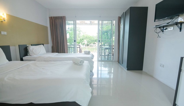 Reuan Chom Dao Resort