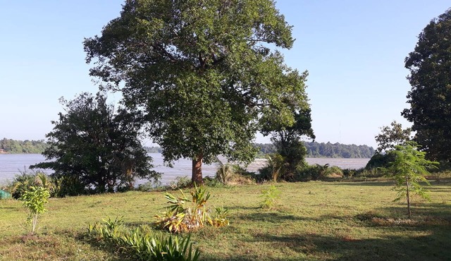 Riverside Holiday Home at Sainam in Sirindhorn
