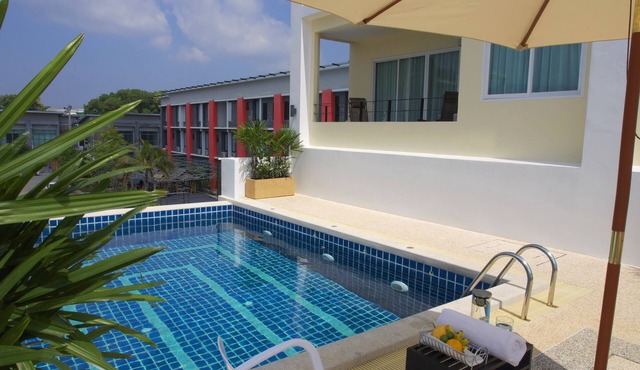 Rooftop 1 Bedroom 50 sqm amazing view in the heart of Phuket