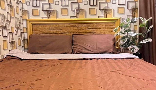 Room for ret near Suvarnabhumi airport