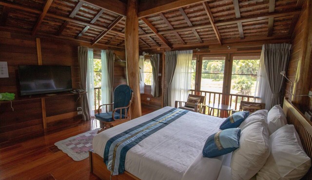 Royal Train Garden Resort