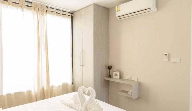RQ Bangkok Sukhumvit 107 by Collection O in Samut Prakan