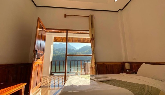 Sabaidee Nongkiaw River View in Nongkhiaw