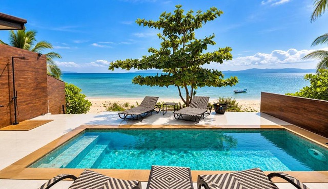 Sarana Beach Front Villas in Koh Samui