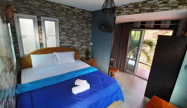 Sawansang Nangkeaw Resort in Pak Thong Chai