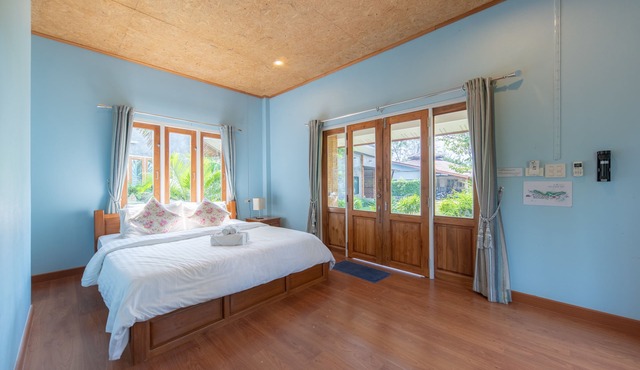 Sea Far Resort