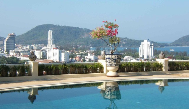 Seaview large apartment one bedroom with jacuzzi