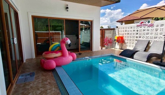 Selesa Pool Villa