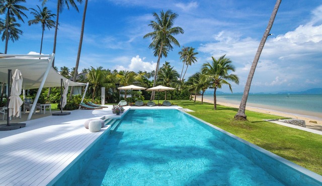 Serene 2BR Beachfront Villa near Pasai Beach