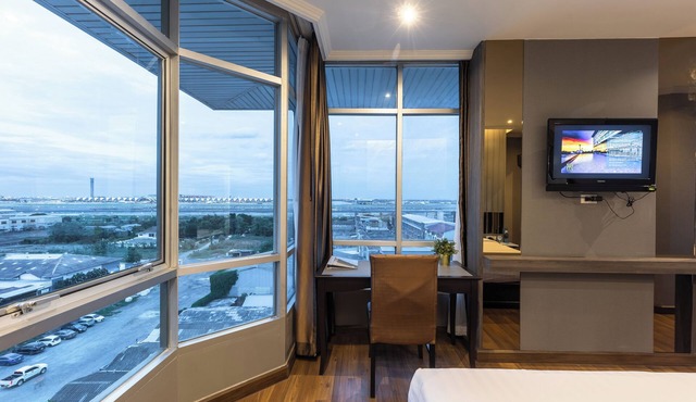 Siam Mandarina Bangkok Suvarnabhumi Airport Hotel (Free Shuttle)