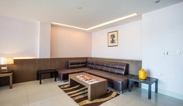 Siam Triangle Hotel