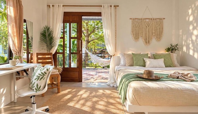 Srithanu Boho Home King Bed