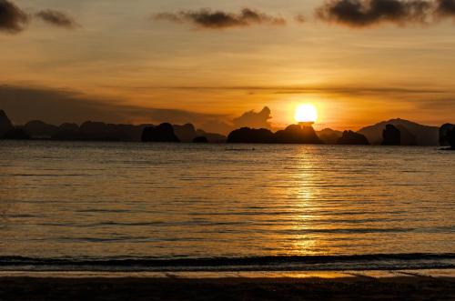 Sunrise House in Phuket