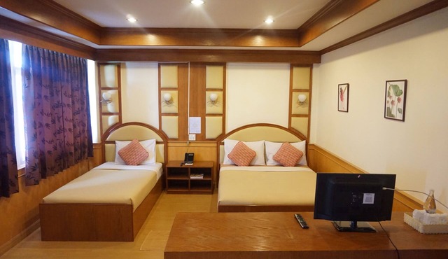 Supak Hotel