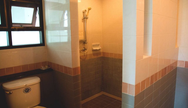 Tak Andaman Resort & Hotel in Tak
