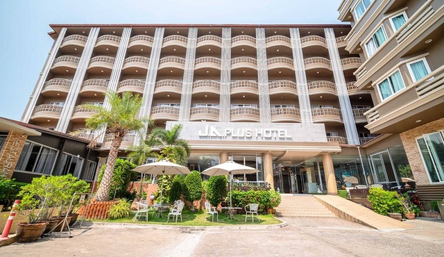 Thailand Triple Suite | Spacious Group Stay