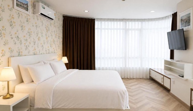 The Beach Bangsaen by Thanthita next to Wonnapa beach FREE DISNEY PLUS in Pattaya