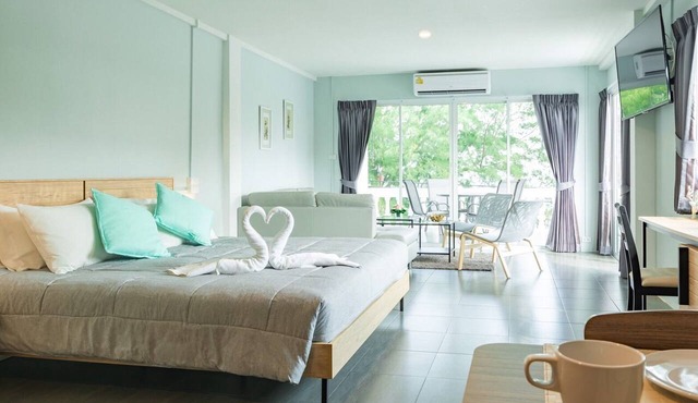 The Beach Cha Am Suite in Cha-am